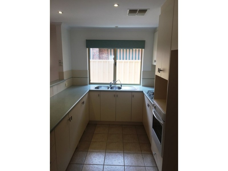 14 Hilltop Drive, Oakden SA 5086