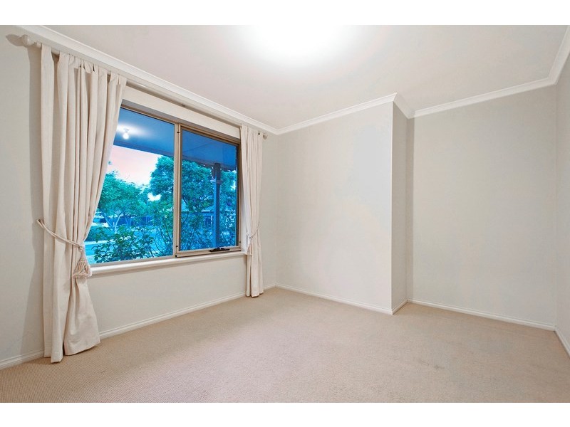 14 Hilltop Drive, Oakden SA 5086