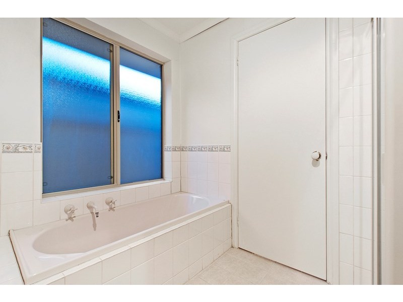 14 Hilltop Drive, Oakden SA 5086