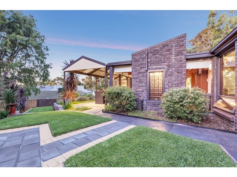 26 Warramunda Crescent, Banksia Park SA 5091