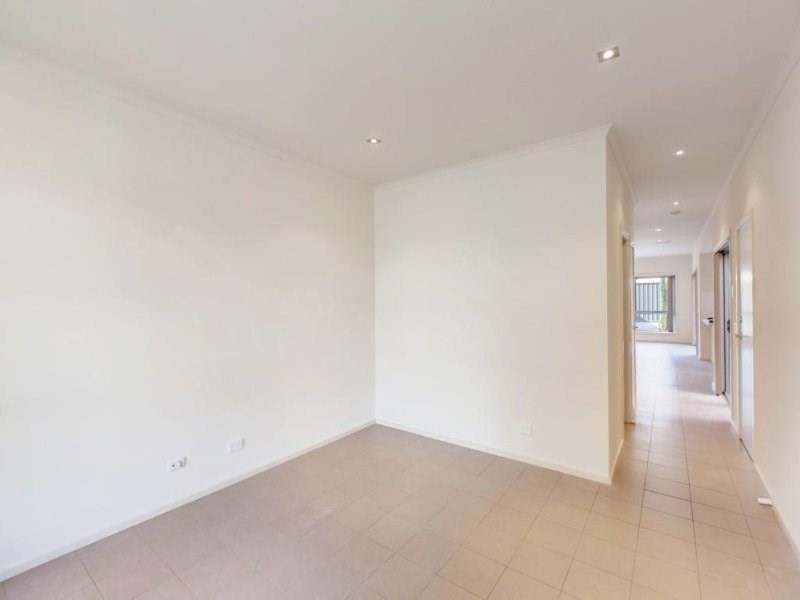 6 Powell Street, Gilles Plains SA 5086