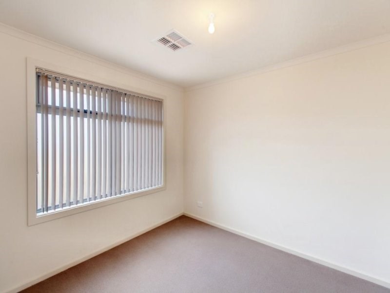 6 Powell Street, Gilles Plains SA 5086