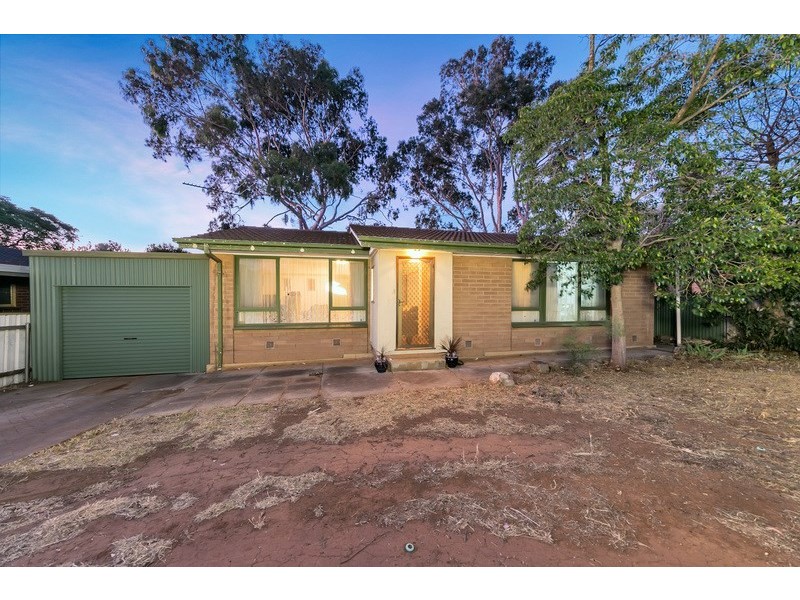 9 Ronald Drive, Salisbury East SA 5109