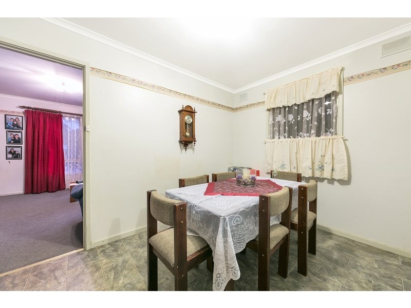 9 Ronald Drive, Salisbury East SA 5109