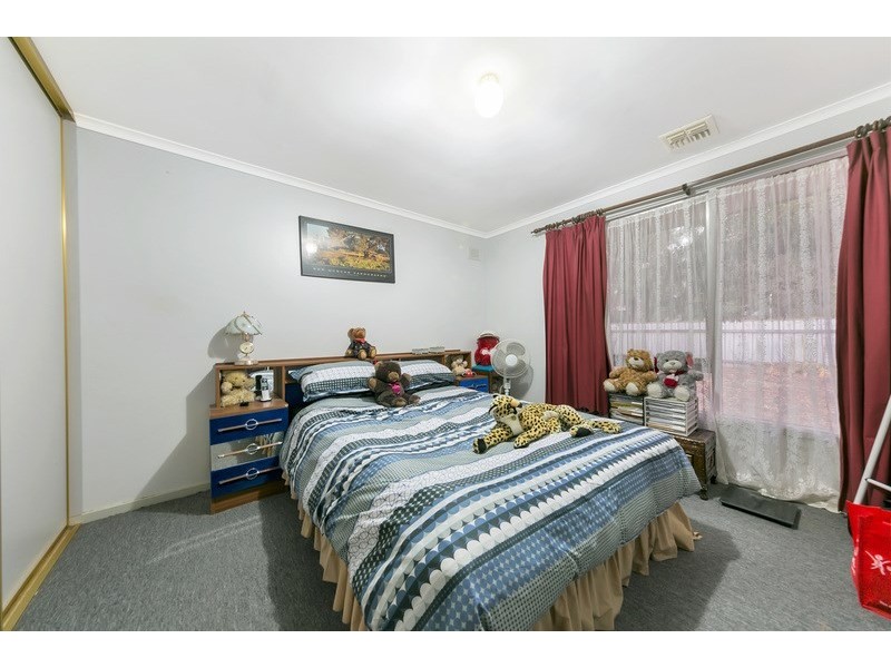 9 Ronald Drive, Salisbury East SA 5109