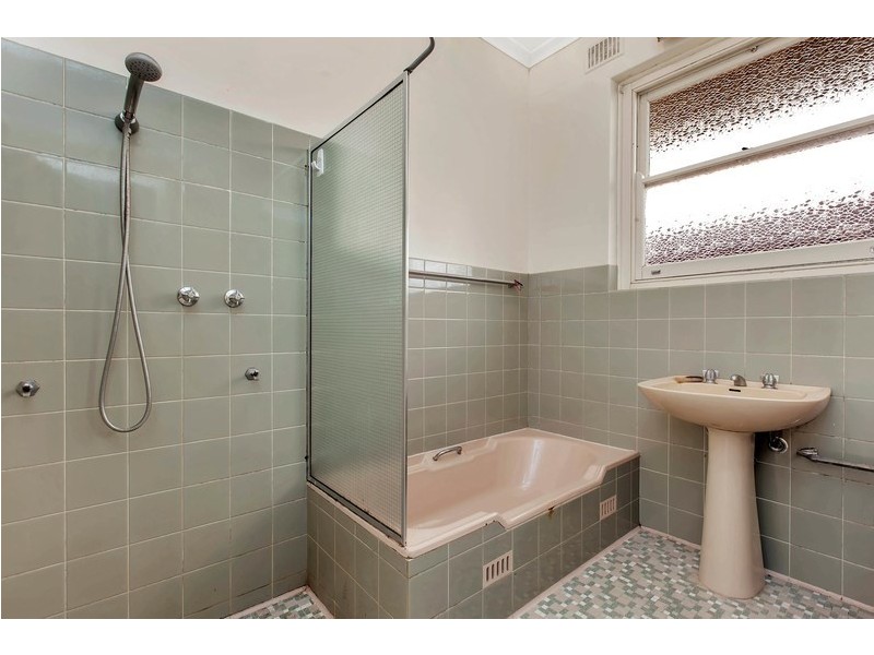 17 Austin Crescent, St Georges SA 5064