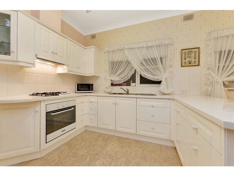 3 Lyall Avenue, Hampstead Gardens SA 5086