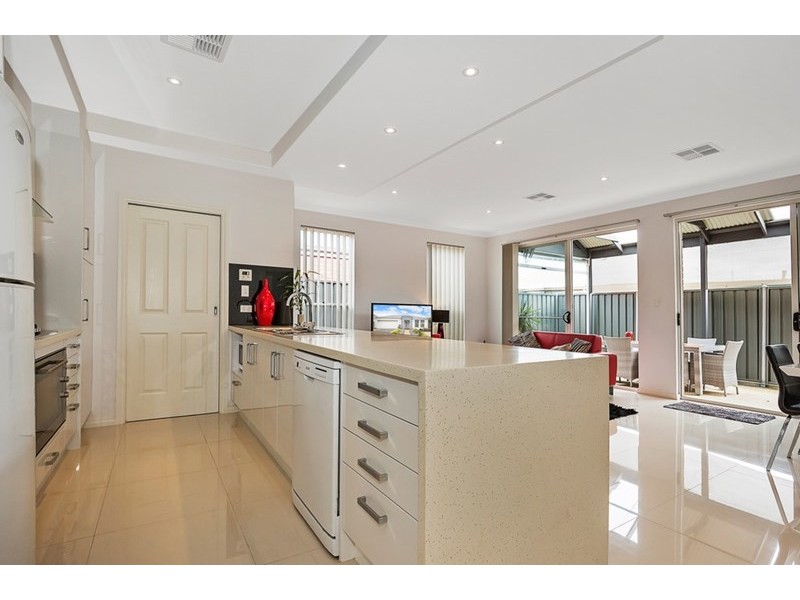 15b Carona Avenue, Gilles Plains SA 5086