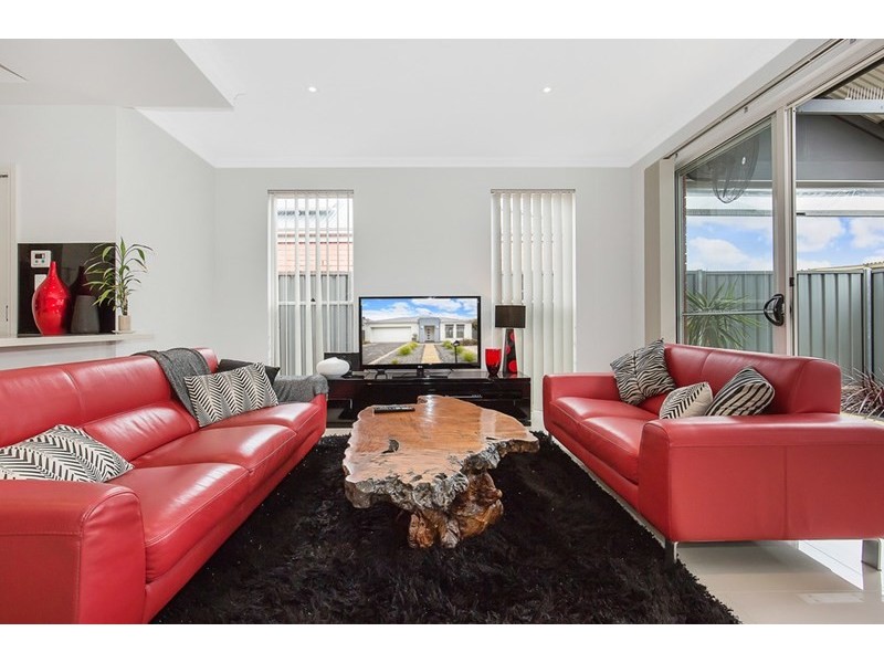 15b Carona Avenue, Gilles Plains SA 5086