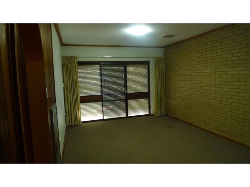 15 PRUNUS Avenue, Elizabeth Vale SA 5112