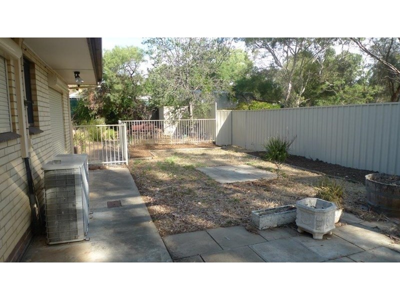 15 PRUNUS Avenue, Elizabeth Vale SA 5112