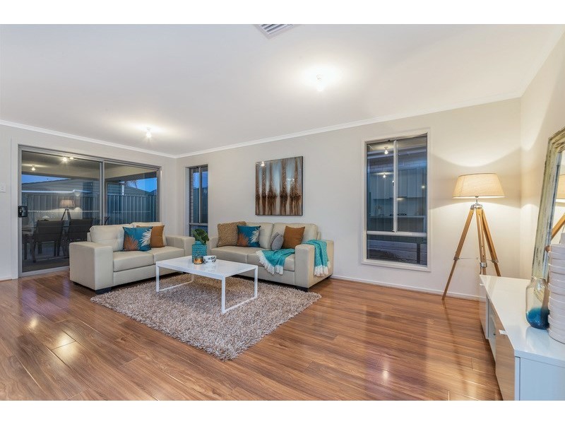 31 Magazine Drive, Walkley Heights SA 5098