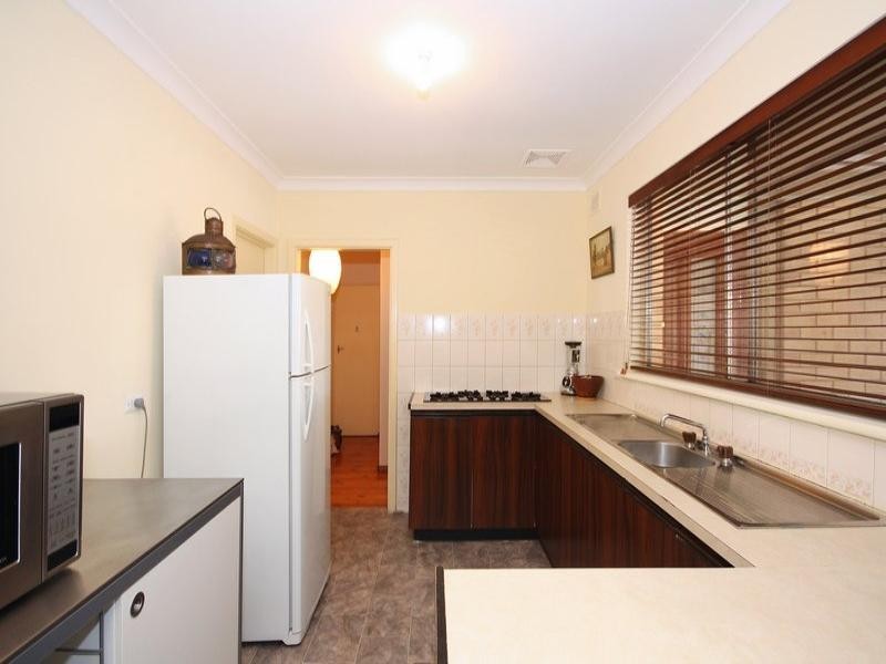 813 North East Road, Valley View SA 5093