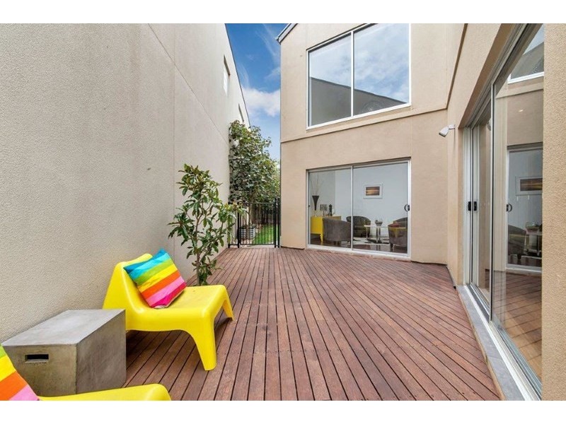 6 St Clair Avenue, Mawson Lakes SA 5095