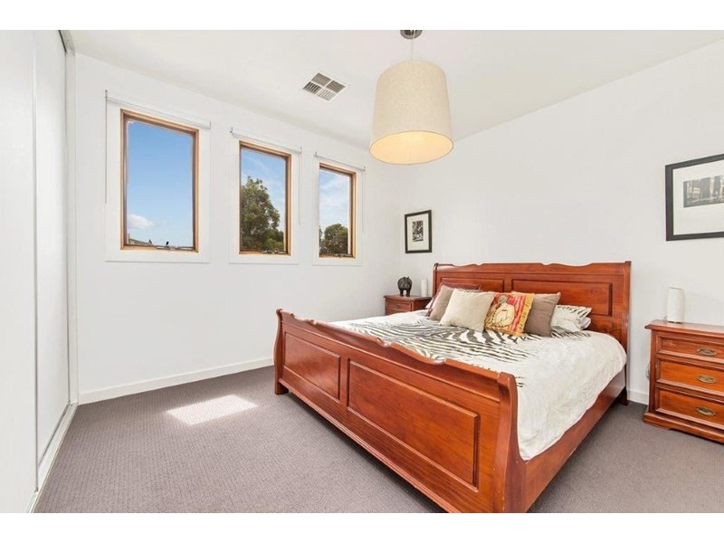 6 St Clair Avenue, Mawson Lakes SA 5095