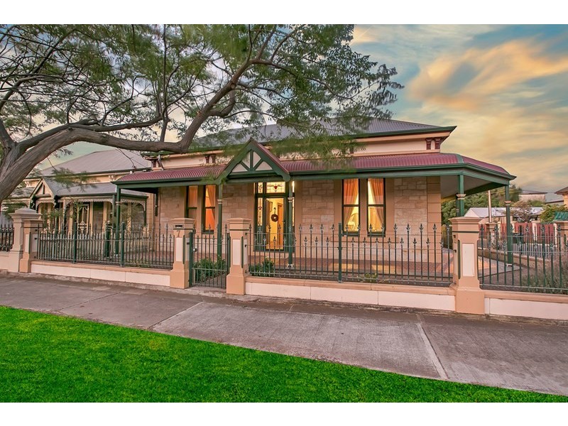 7 Hall Street, Semaphore SA 5019