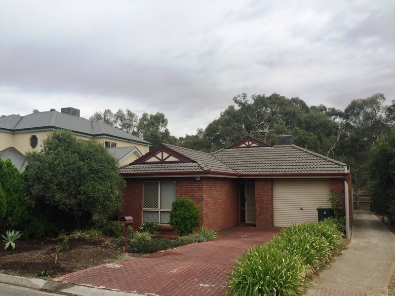 10 Phyllis Court, Wynn Vale SA 5127