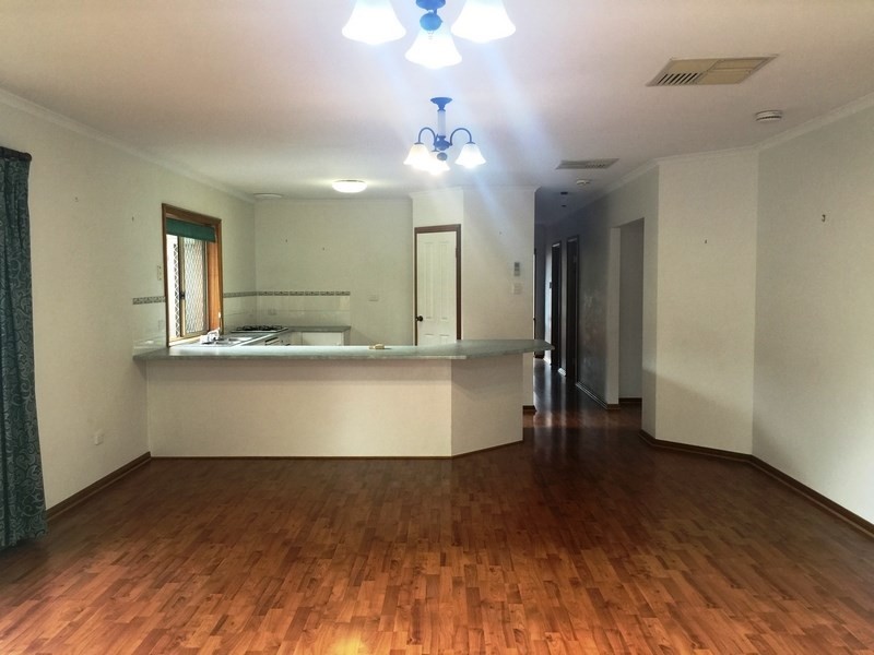 10 Phyllis Court, Wynn Vale SA 5127