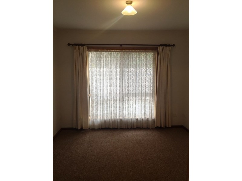10 Phyllis Court, Wynn Vale SA 5127