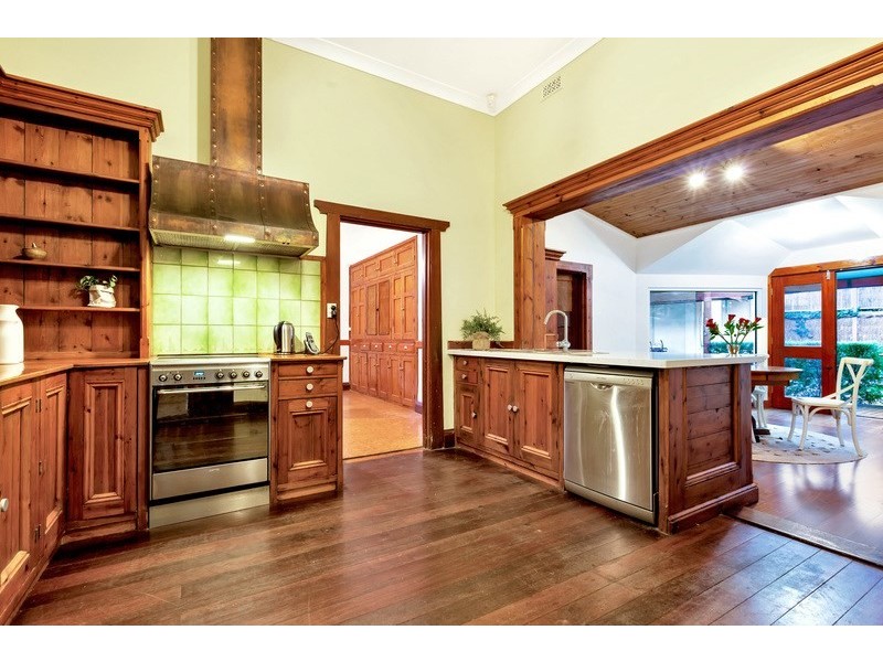 24 Flora Terrace, Prospect SA 5082