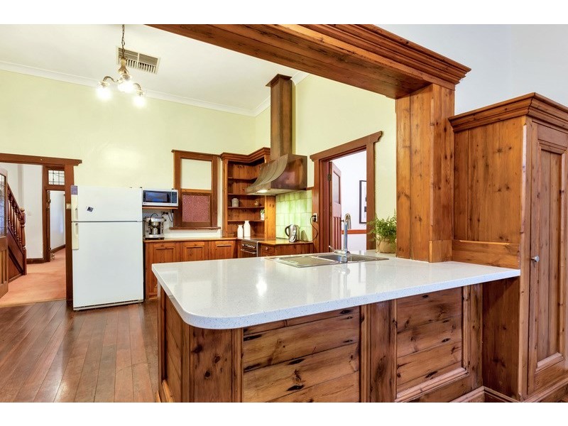 24 Flora Terrace, Prospect SA 5082