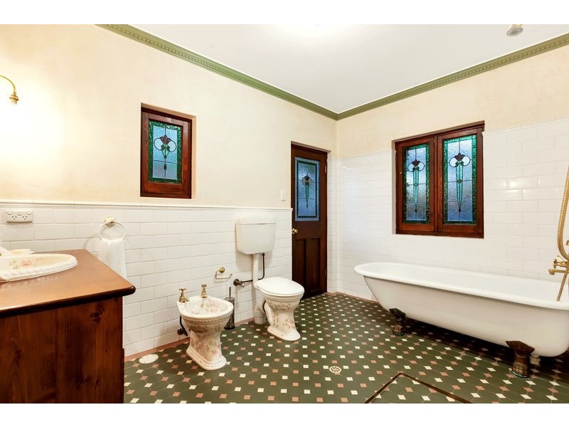 24 Flora Terrace, Prospect SA 5082