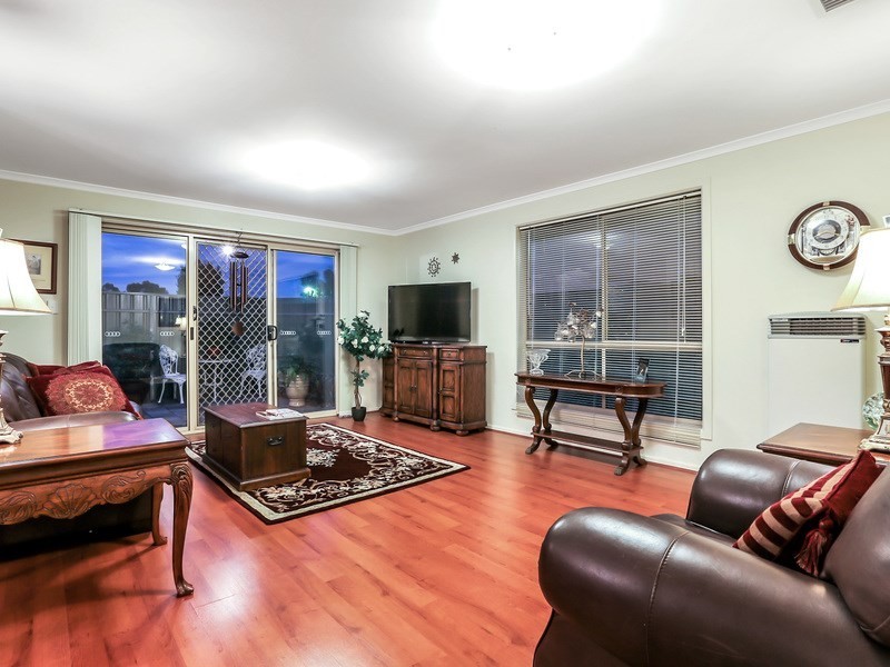 9 Orange Parade, Munno Para West SA 5115