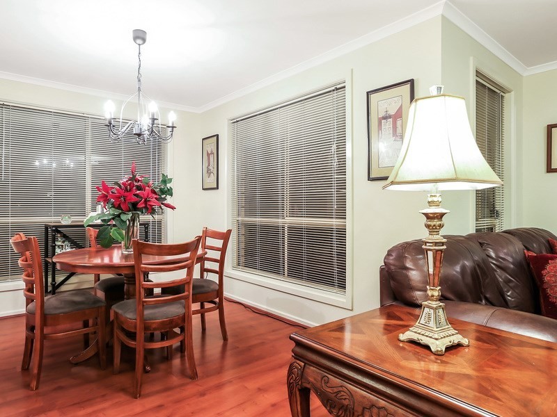 9 Orange Parade, Munno Para West SA 5115