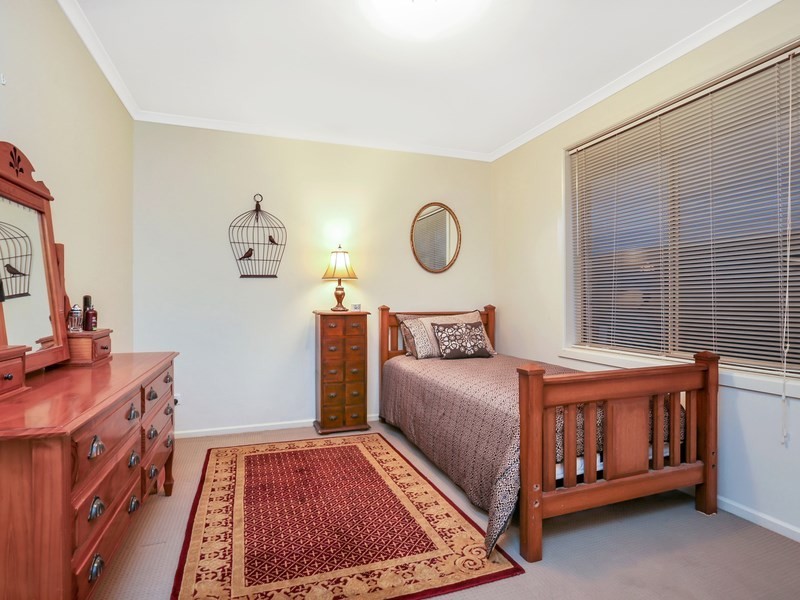 9 Orange Parade, Munno Para West SA 5115