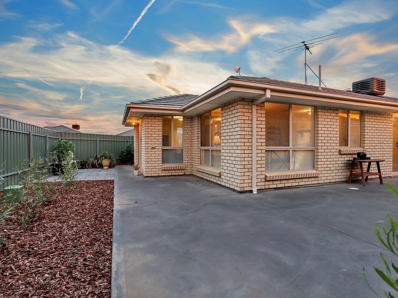 9 Orange Parade, Munno Para West SA 5115