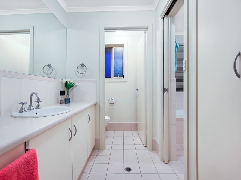 9 Orange Parade, Munno Para West SA 5115