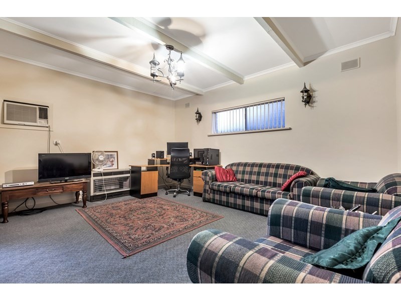 7 Guildford Street, Clearview SA 5085