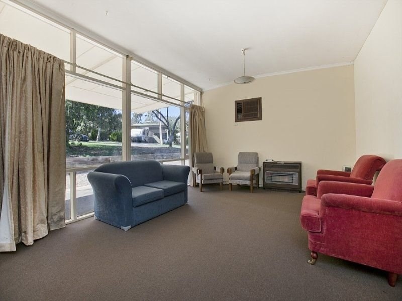 14 Julie Road, Para Hills SA 5096