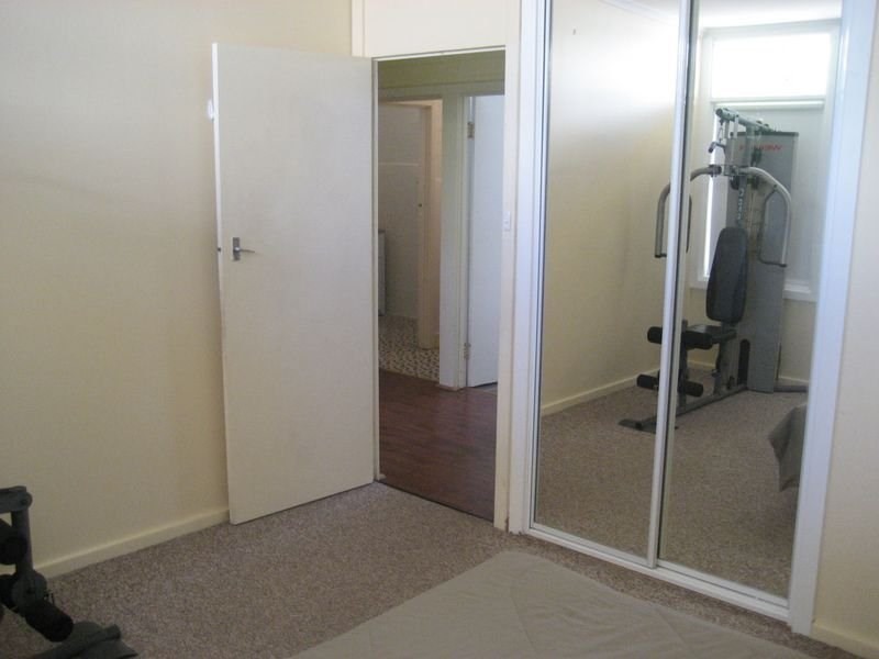 14 Julie Road, Para Hills SA 5096