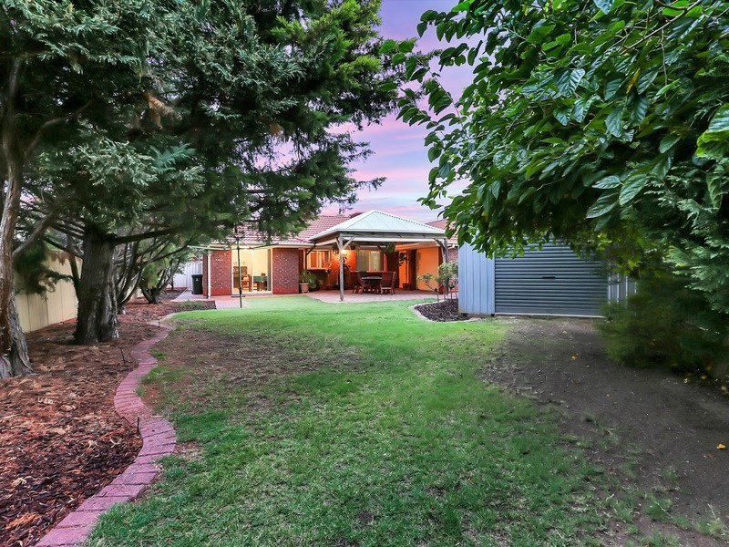 12 Westbury Court, Oakden SA 5086