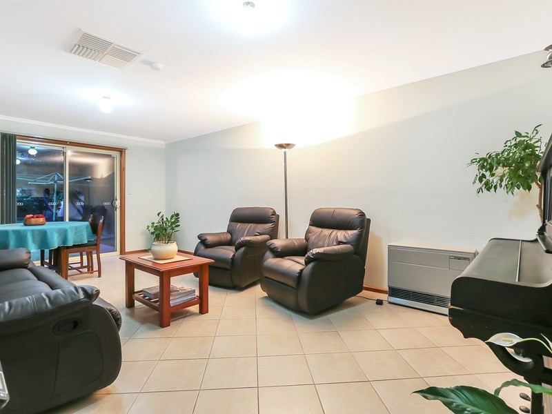 12 Westbury Court, Oakden SA 5086