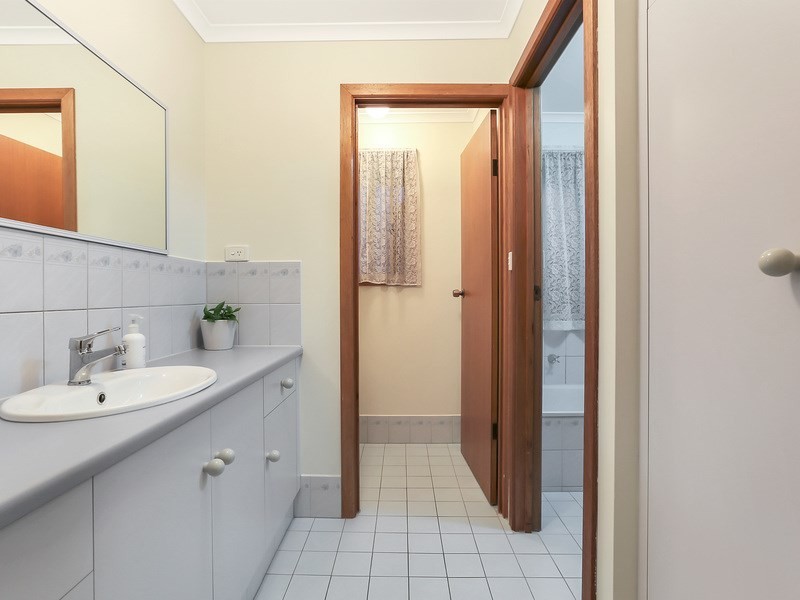 12 Westbury Court, Oakden SA 5086