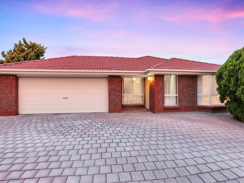12 Westbury Court, Oakden SA 5086