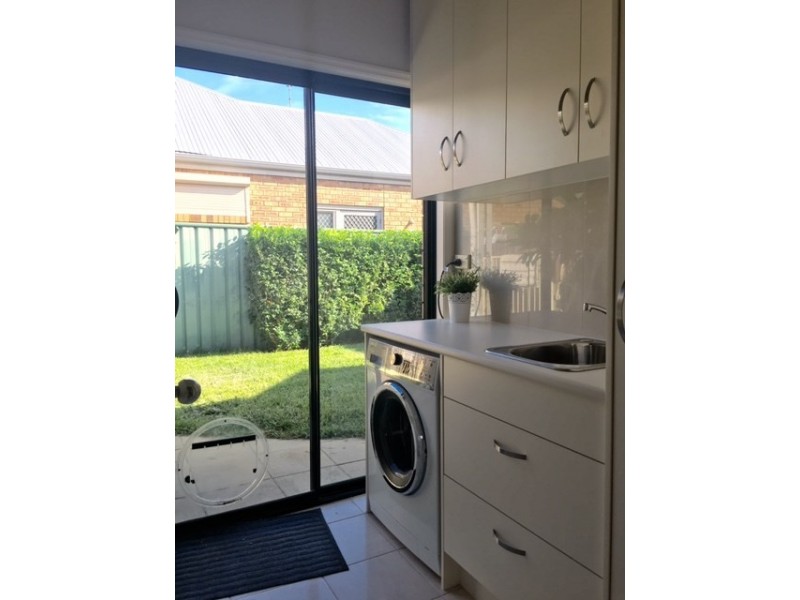 10 AVOCET Drive, Mawson Lakes SA 5095