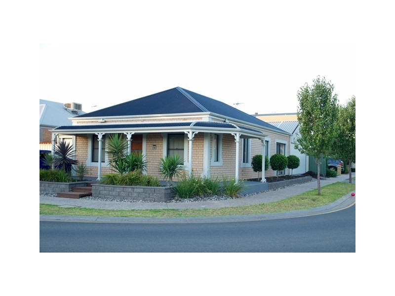 10 AVOCET Drive, Mawson Lakes SA 5095