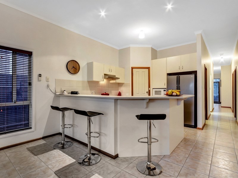 44 Mallard Crescent, Mawson Lakes SA 5095