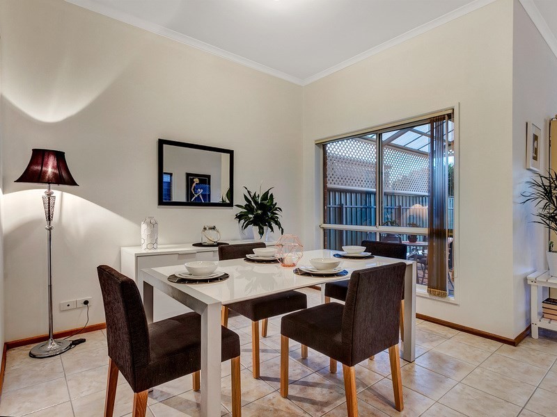 44 Mallard Crescent, Mawson Lakes SA 5095