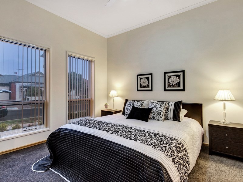 44 Mallard Crescent, Mawson Lakes SA 5095