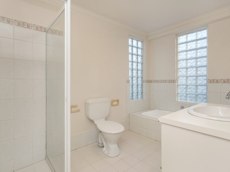 34 Sir Ross Smith Boulevard, Oakden SA 5086