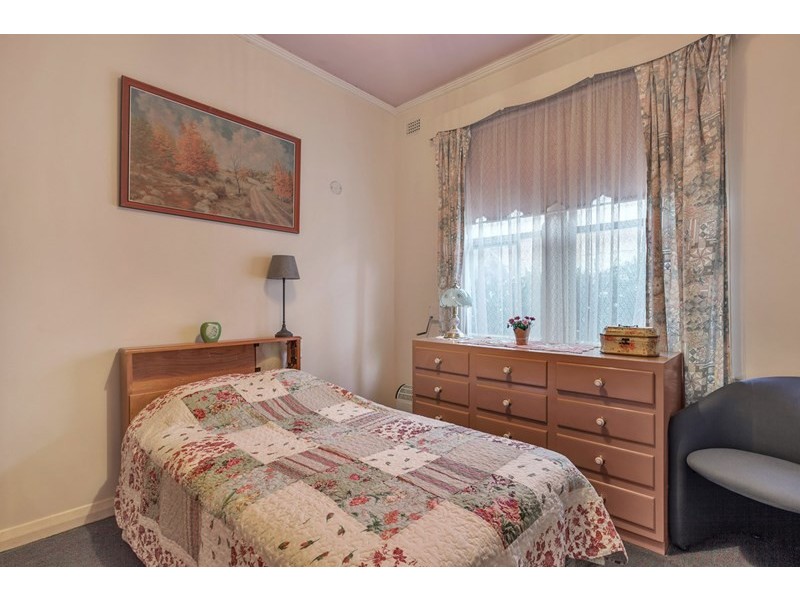 18 Bowman Crescent, Enfield SA 5085