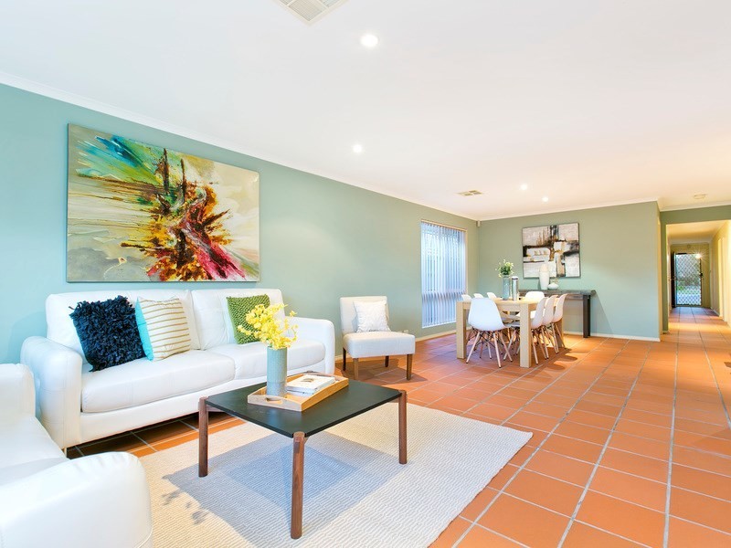 12 Greys Court, Oakden SA 5086