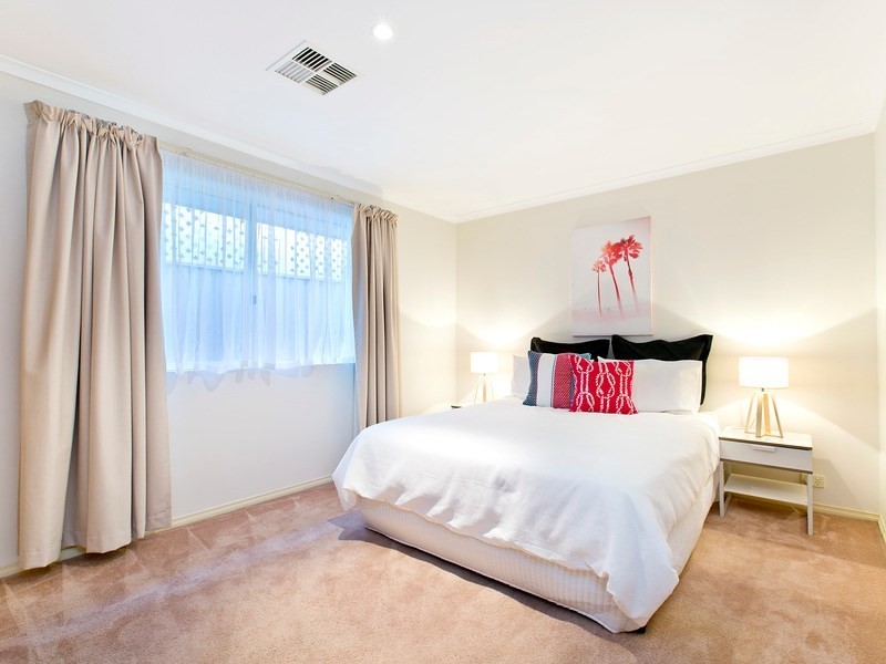 12 Greys Court, Oakden SA 5086