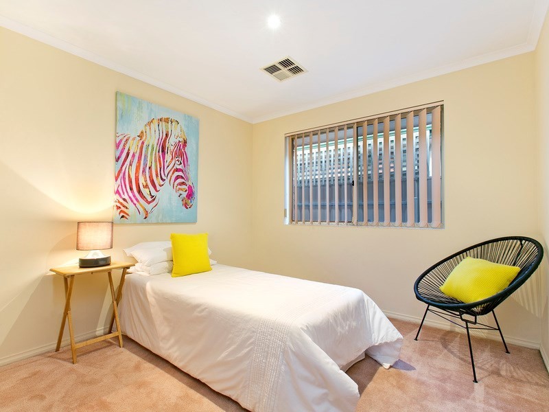 12 Greys Court, Oakden SA 5086