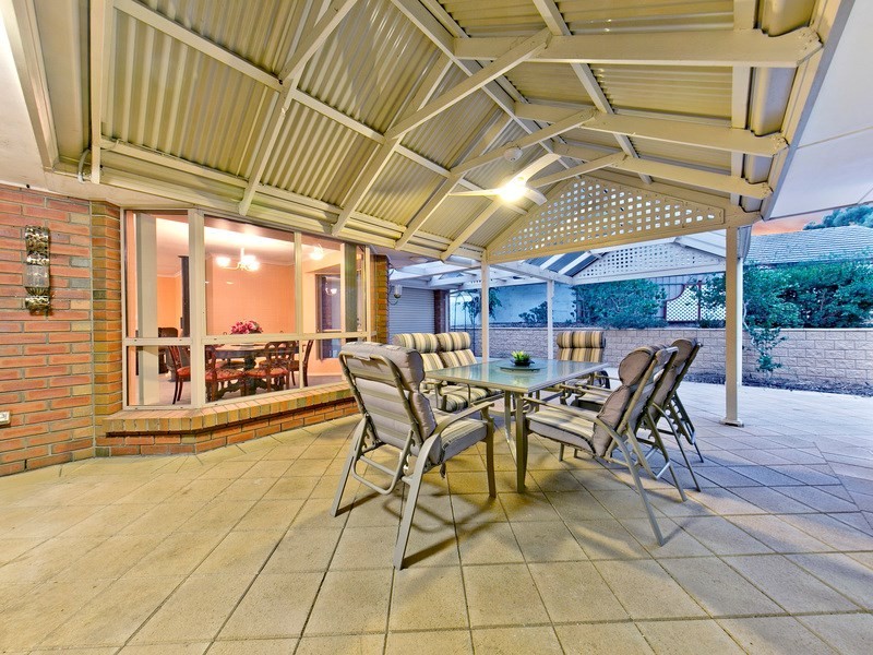 9 Seville Place, Golden Grove SA 5125