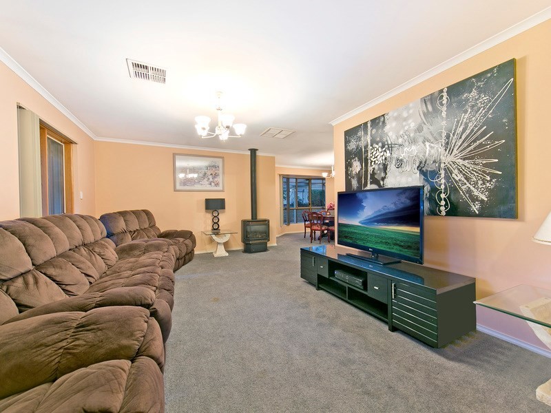 9 Seville Place, Golden Grove SA 5125